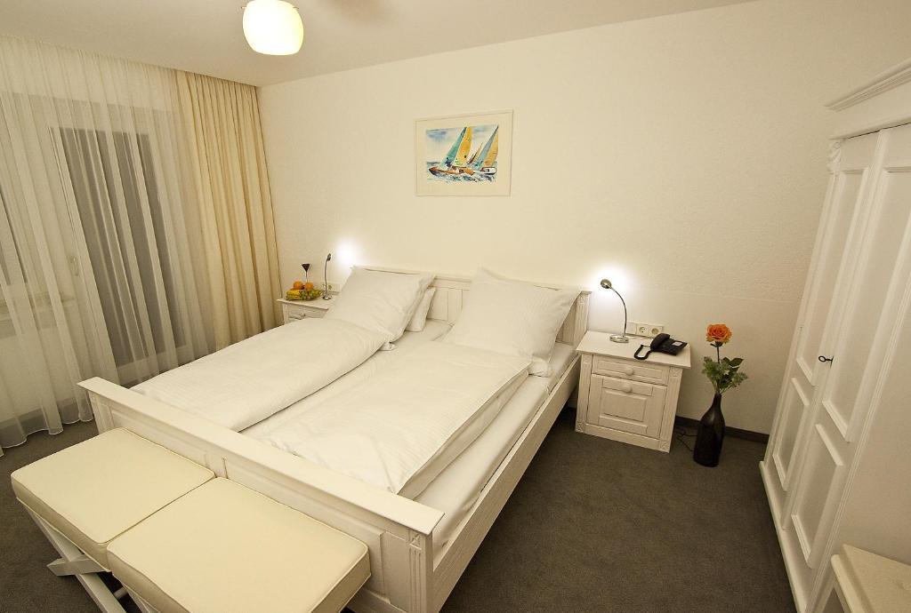 Lupinenhotel Bodensee Sipplingen Szoba fotó
