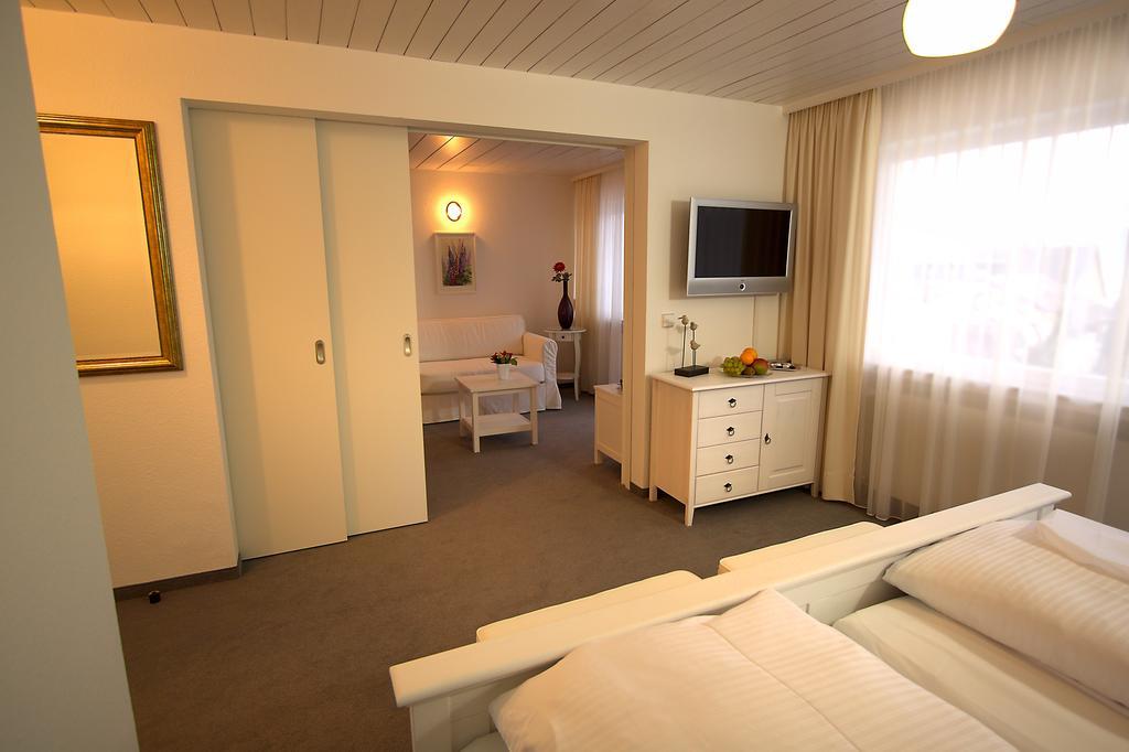 Lupinenhotel Bodensee Sipplingen Szoba fotó